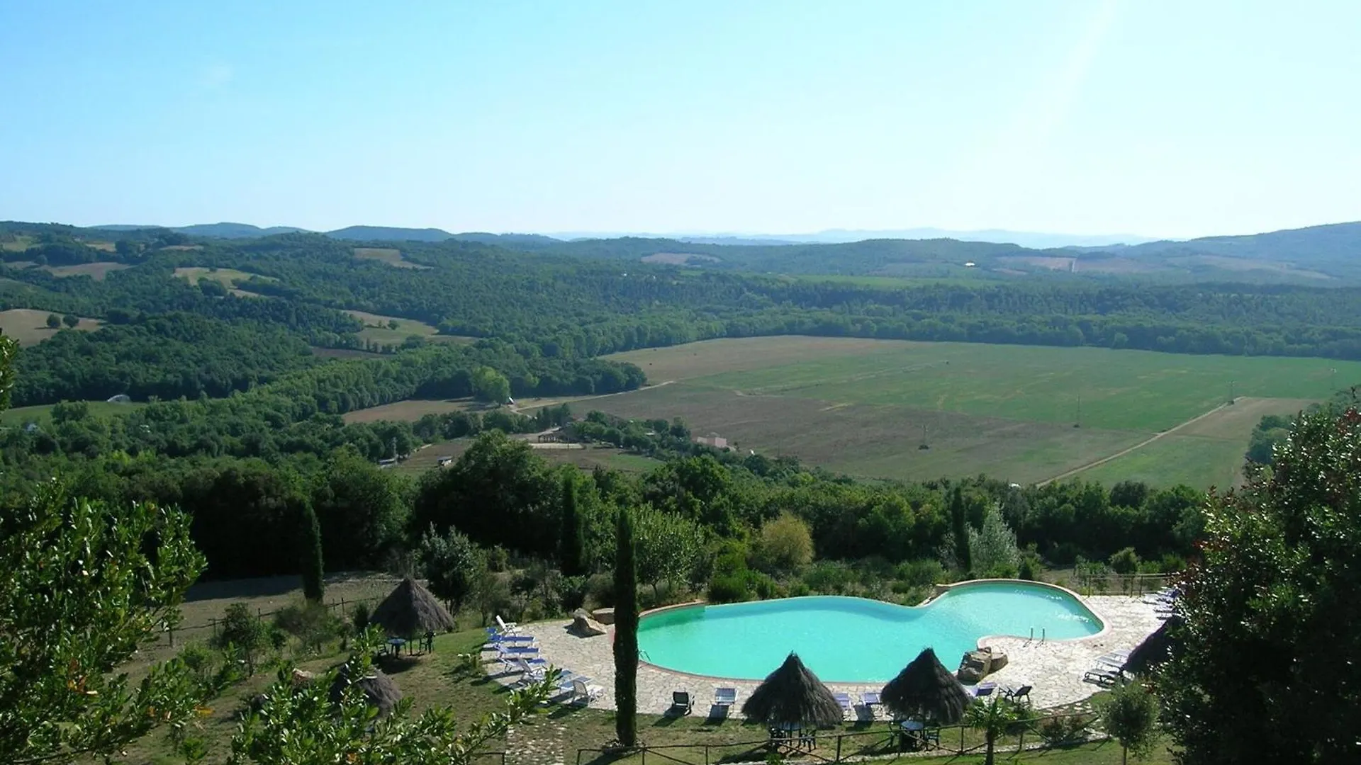 Lovely Farmhouse In Monticiano With Garden Santo